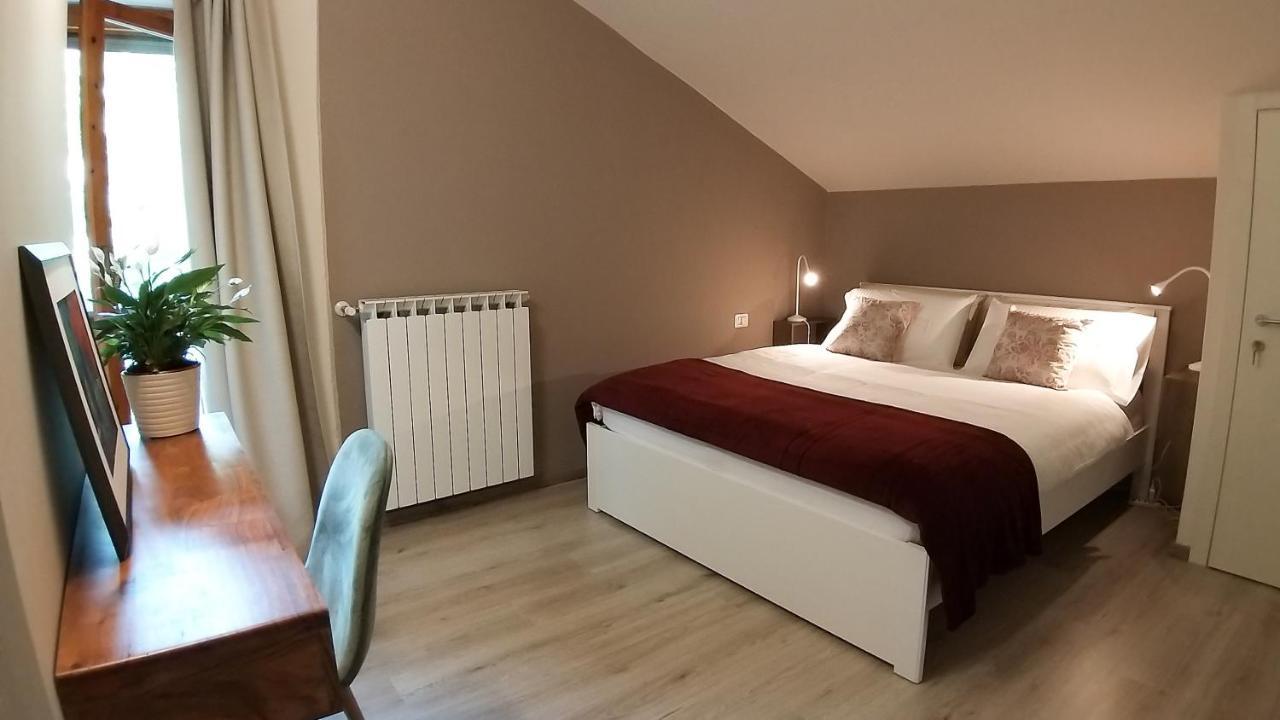 Villa Giuliana B&B สการ์เปริอา ภายนอก รูปภาพ